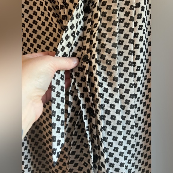 LOFT White Chiffon Tie Neck Blouse - Picture 4 of 7